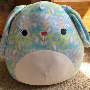Elizabella 11in squishmallow